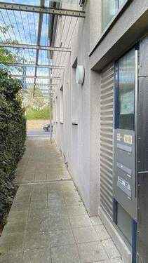 Hauseingang - Mehrfamilienhaus, Wohnhaus zum Kaufen in Schwebheim