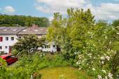Drohnenaufnahme - 6 Zimmer Reihenendhaus zum Kaufen in Freiburg im Breisgau / Zähringen