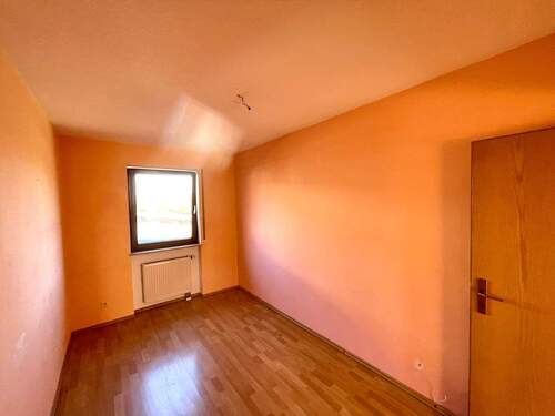 Kinderzimmer/Büro - 