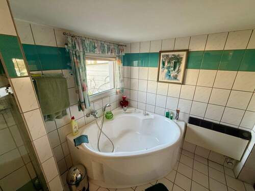 Badezimmer Erdgeschoss - 