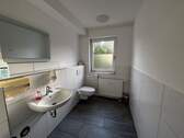 Modernes Badezimmer - 