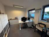Büro 1 - 