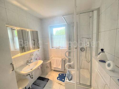 EED00CE4-9635-4E2A-B53A-58ACDA4CF958 - 