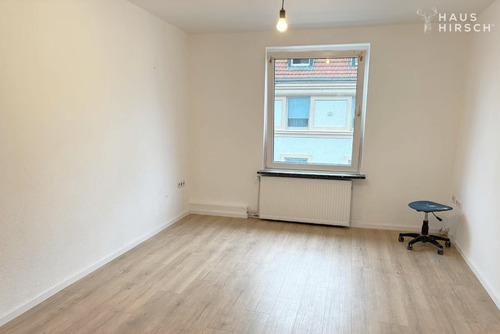 Wohnzimmer - 2 Zimmer Mehrfamilienhaus, Wohnhaus in Hagen