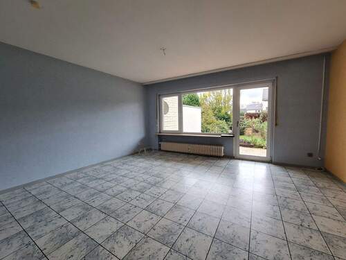 20231121_101441.jpg - 9 Zimmer Einfamilienhaus zum Kaufen in Seligenstadt
