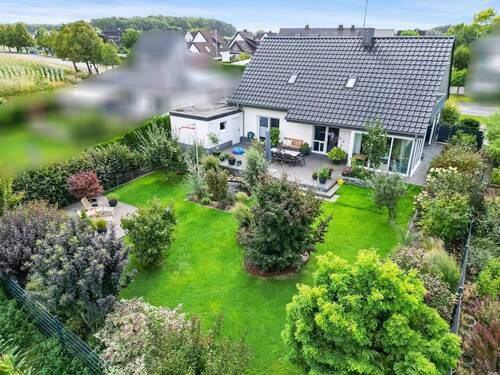 Luftbildaufnahme Hausrückseite - 