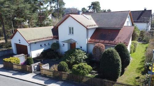 Elegant.Edel.Hochwertig - 7 Zimmer Einfamilienhaus in Neumarkt