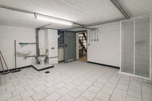 Kellerraum mit Duschbad - 