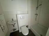 neues Duschbad - 3 Zimmer Etagenwohnung zur Miete in Delmenhorst