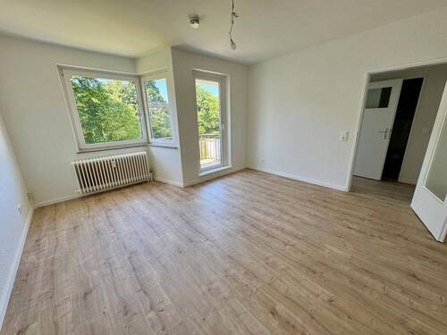 Wohnzimmer - Etagenwohnung mit 58,90 m&sup2; in Delmenhorst zur Miete
