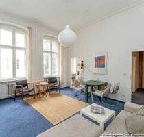 Bezugsfreie 2-Zimmer Altbauwohnung im ruhiges Gartenhaus - Berlin Charlottenburg