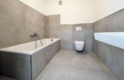 Badezimmer - 4 Zimmer Etagenwohnung in Bremen