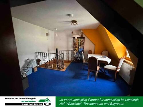 DG Raum 1 mit Treppe - 