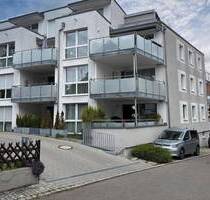 Moderne 4½-Zimmer-Wohnung mit zwei Terrassen, Aufzug & zwei Stellplätzen in ruhiger Lage - Magstadt