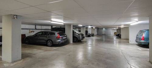 Bild 1 - Zentraler Tiefgaragenstellplatz im Winskiez