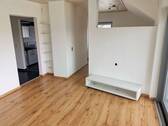 Wohnung OG - Wohnzimmer u. Arbeitsbereich - 