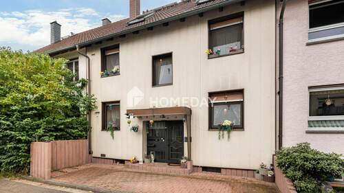 Außenansicht 2 - Zweifamilienhaus mit 210 m² Wohnfläche, Wintergärten, Loggia und gepflegtem Gartenparadies