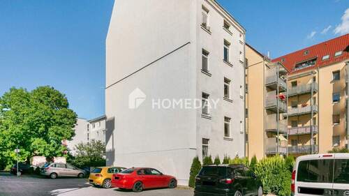 Außenansicht 3 - 2 Zimmer Etagenwohnung zum Kaufen in Plauen