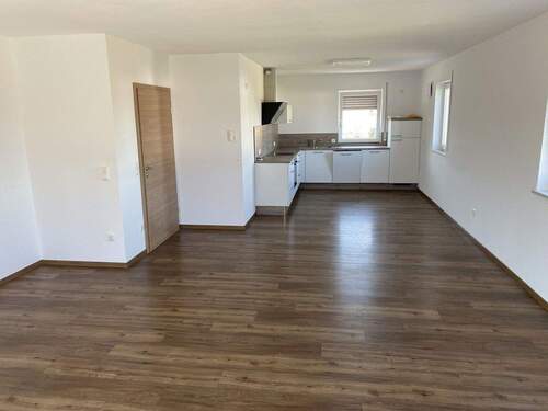 Wohn.- Esszimmer - Etagenwohnung mit 91,00 m&sup2; in Ingolstadt zur Miete