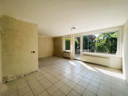 Wohn- und Esszimmer - 