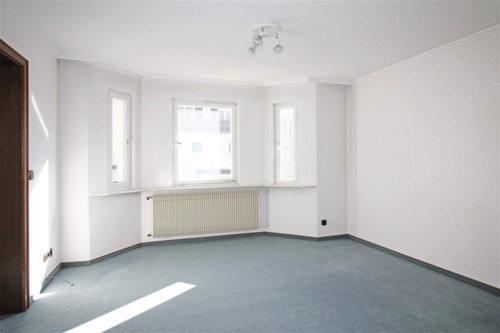 Esszimmer / Wohnung 1 - Mehrfamilienhaus, Wohnhaus mit 200,00 m² in Albstadt-Ebingen zum Kaufen