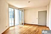 Wohnen - 2 Zimmer Whg. in Ringpark Nähe mit Tiefgaragenstellplatz ab 01.09.
