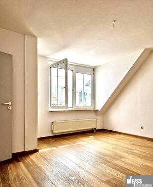Schlafen - 2 Zimmer Etagenwohnung zur Miete in Würzburg