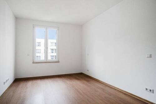 Zimmer - Etagenwohnung mit 81,00 m² in Berlin zur Miete