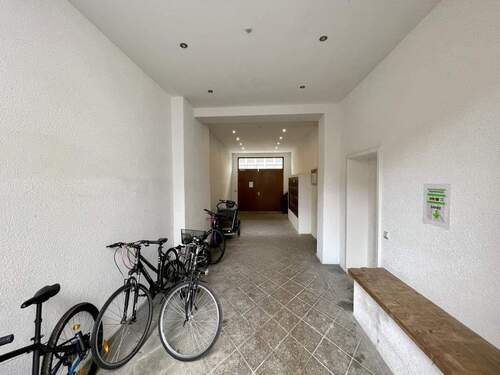 Großer Hauseingangsbereich - 