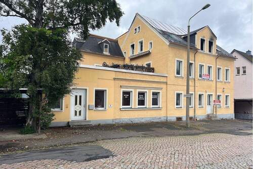 Bild 1 - Wohn- und Geschäftshaus zum Sanieren in guter Lage von Freiberg