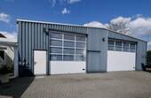 Hallenzugang - Gewerbehallen zu verkaufen für Handwerks- oder Gewerbebetrieb mit Wohn-Bürohaus