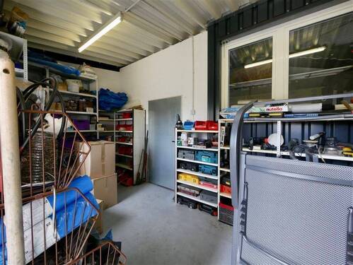 Halle - Abstellraum - 