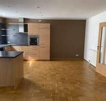 Attraktive Eigentumswohnung mit Einbauküche und Balkon - Hünfeld