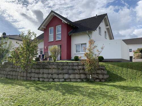 Bild 2 - 5 Zimmer Einfamilienhaus zum Kaufen in Hadamar