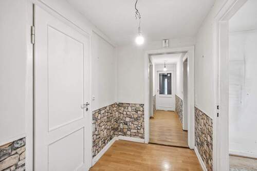 Flur - 3 Zimmer Etagenwohnung in Hattersheim