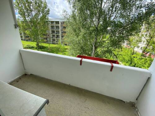 Balkon - 2 Zimmer Etagenwohnung zur Miete in Gera