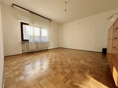 Schlafzimmer im Erdgeschoss - 