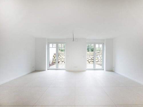 ...mit Zugang zur weiteren Terrasse - 