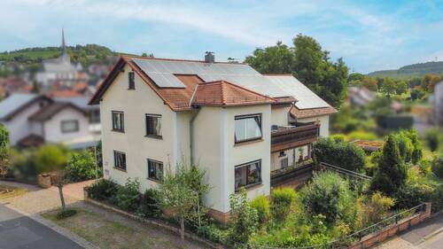 Außenansicht - 9 Zimmer Mehrfamilienhaus, Wohnhaus zum Kaufen in Erlenbach bei Marktheidenfeld