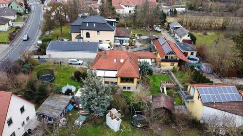 Ansicht Süd - 1 Zimmer Mehrfamilienhaus, Wohnhaus in Iphofen