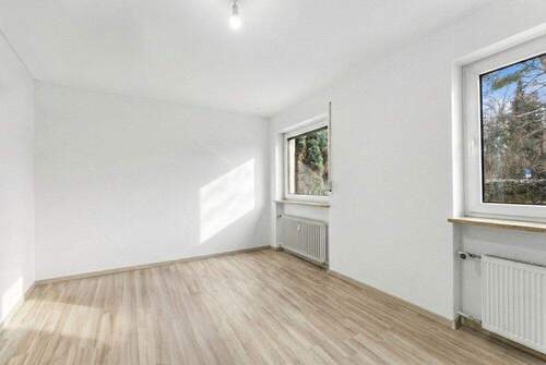 Schlafzimmer - 4 Zimmer Etagenwohnung in Unterschleißheim