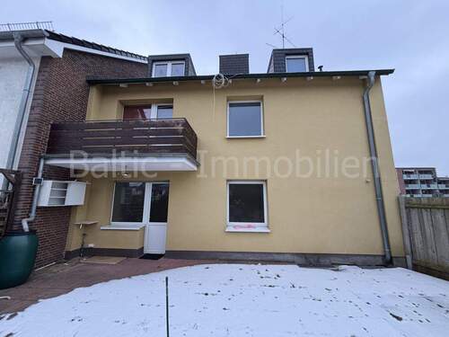 Ansicht Garten - große Doppelhaushälfte mit Vollkeller