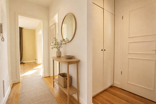 HOMESTAGING Flur (KI generiert) - 