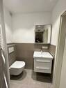 Toilette und Waschtisch - 1 Zimmer Etagenwohnung zum Kaufen in Ludwigshafen am Rhein