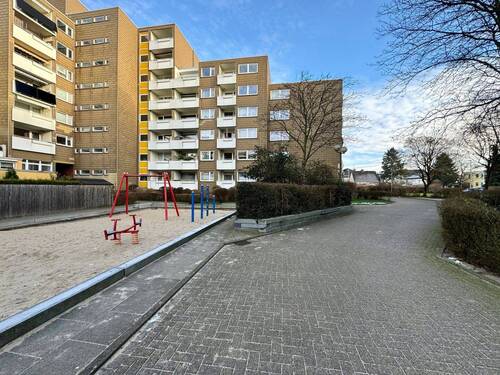Außenanlage - 2 Zimmer Etagenwohnung zum Kaufen in Hannover