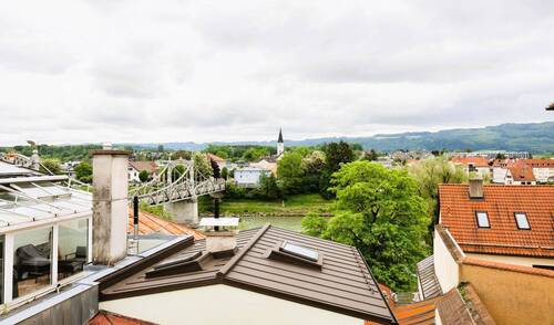 Ausblick Terrasse 1 - 4 Zimmer Etagenwohnung zum Kaufen in Laufen