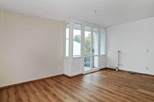 Wohnzimmer - Etagenwohnung mit 76,00 m² in Berlin zum Kaufen