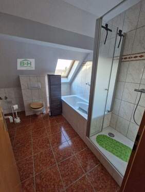 IMG-20251204-WA0010.jpg - 