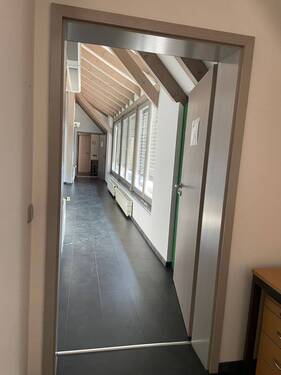 Verbindungsgang Obergeschoss - 