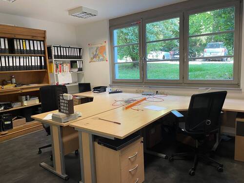 Büro Untergeschoss - 